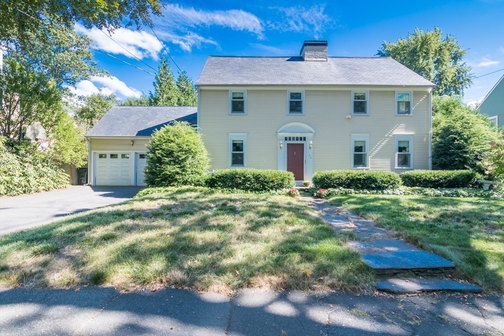 42 Harrison Ave, Northampton, Massachusetts, 4 Bedrooms Bedrooms, 6 Rooms Rooms,3.5 BathroomsBathrooms,Residential,For Sale,Harrison Ave,73425977