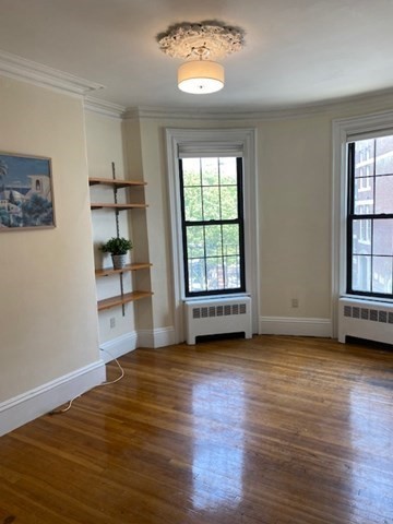 145 Arlington Street, Boston, Massachusetts, 2 Bedrooms Bedrooms, 4 Rooms Rooms,1 BathroomBathrooms,Residential Lease,For Rent,Arlington Street,73416256