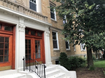 128 Sewall Avenue, Brookline, Massachusetts, 4 Bedrooms Bedrooms, 7 Rooms Rooms,2 BathroomsBathrooms,Residential Lease,For Rent,Sewall Avenue,73440833