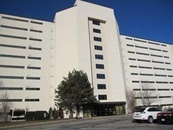 100 Cove Way, Quincy, Massachusetts, 2 Bedrooms Bedrooms, 5 Rooms Rooms,2 BathroomsBathrooms,Residential Lease,For Rent,Cove Way,73440899