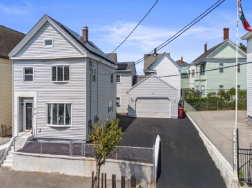 767 Central St, Lowell, Massachusetts, 5 Bedrooms Bedrooms, 12 Rooms Rooms,3 BathroomsBathrooms,Residential Income,For Sale,Central St,73417908