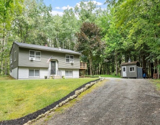 40 Mill Glen Rd, Winchendon, Massachusetts, 3 Bedrooms Bedrooms, 4 Rooms Rooms,1.5 BathroomsBathrooms,Residential,For Sale,Mill Glen Rd,73421829