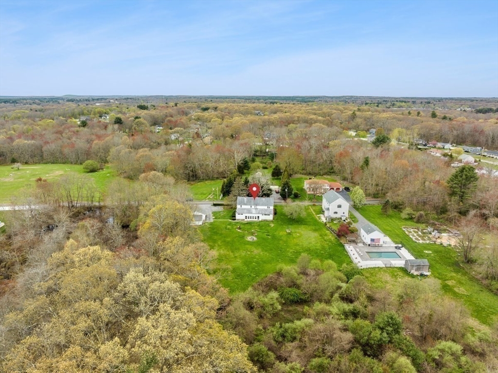 163 Baker Rd W, Taunton, Massachusetts, 6 Bedrooms Bedrooms, 17 Rooms Rooms,2.5 BathroomsBathrooms,Residential Income,For Sale,Baker Rd W,73227226