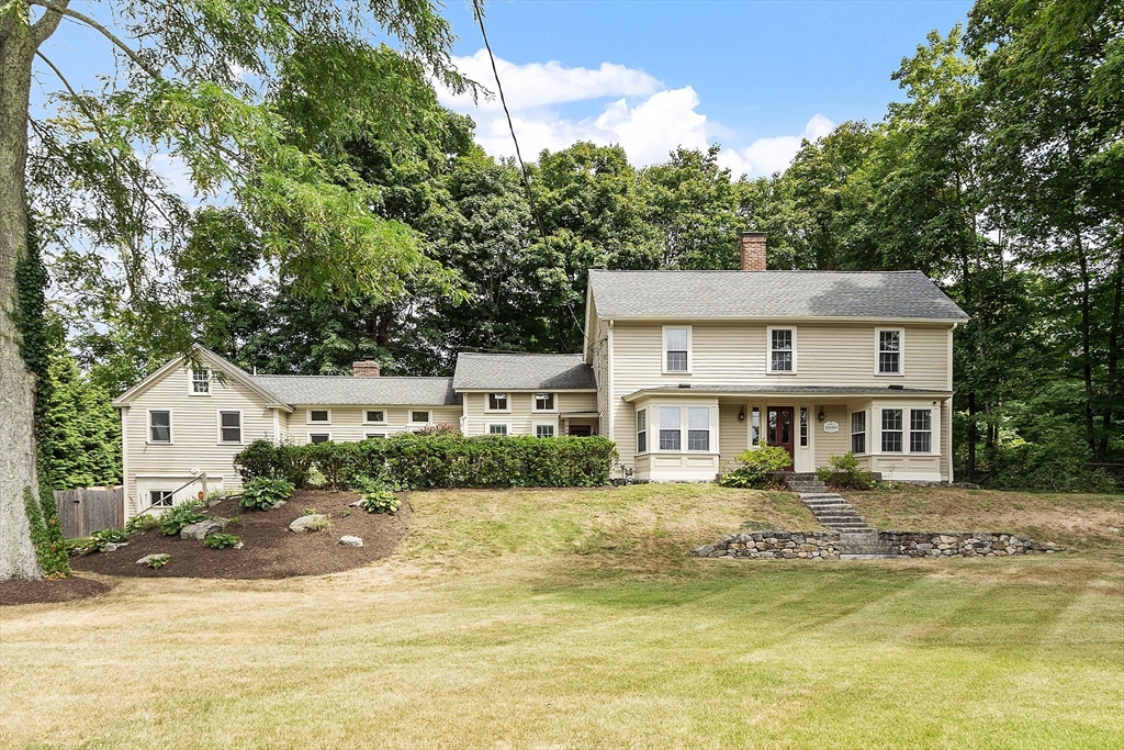 268 Old Sudbury Road, Sudbury, Massachusetts, 3 Bedrooms Bedrooms, 8 Rooms Rooms,2.5 BathroomsBathrooms,Residential,For Sale,Old Sudbury Road,73420580