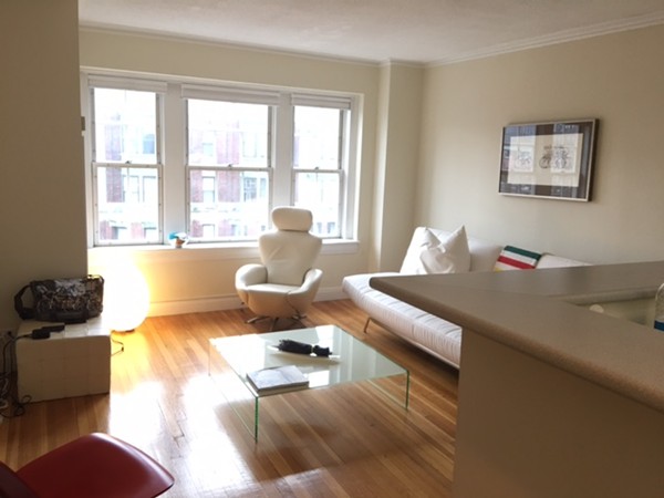 534 Beacon Street, Boston, Massachusetts, 1 Bedroom Bedrooms, 3 Rooms Rooms,1 BathroomBathrooms,Residential Lease,For Rent,Beacon Street,73407265