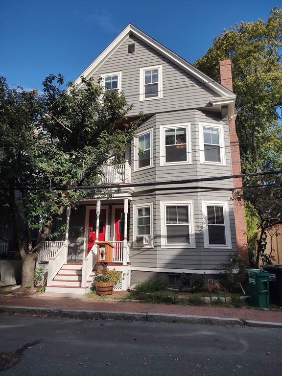 18 Traymore, Cambridge, Massachusetts, 1 Bedroom Bedrooms, 4 Rooms Rooms,1 BathroomBathrooms,Residential Lease,For Rent,Traymore,73441590