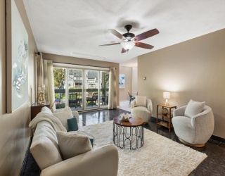 1100 Salem Street, Lynnfield, Massachusetts, 2 Bedrooms Bedrooms, 5 Rooms Rooms,2.5 BathroomsBathrooms,Residential,For Sale,Salem Street,73441826