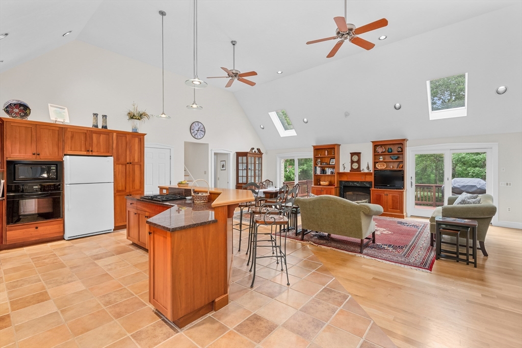 154 Whittier Dr, Dennis, Massachusetts, 4 Bedrooms Bedrooms, 6 Rooms Rooms,3 BathroomsBathrooms,Residential,For Sale,Whittier Dr,73414808