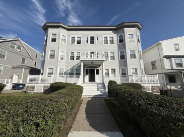 105 Grovers Ave, Winthrop, Massachusetts, 2 Bedrooms Bedrooms, 6 Rooms Rooms,1 BathroomBathrooms,Residential Lease,For Rent,Grovers Ave,73430137