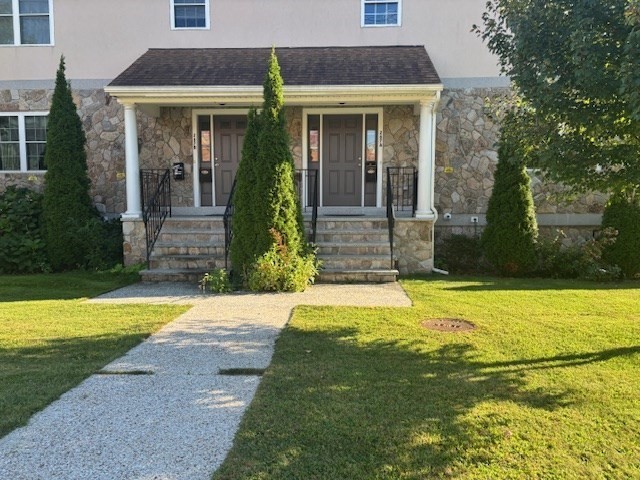 267 Montvale Ave, Woburn, Massachusetts, 3 Bedrooms Bedrooms, 6 Rooms Rooms,2.5 BathroomsBathrooms,Residential Lease,For Rent,Montvale Ave,73424479