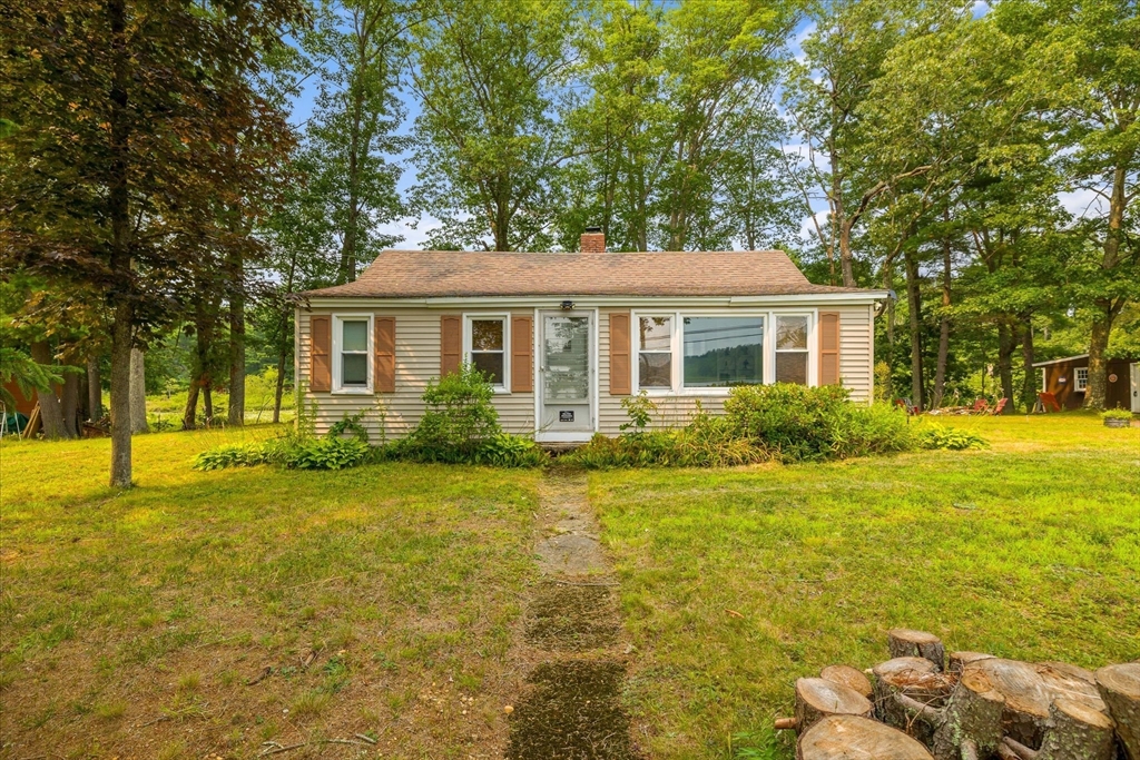 690 River St, Palmer, Massachusetts, 2 Bedrooms Bedrooms, 6 Rooms Rooms,1 BathroomBathrooms,Residential,For Sale,River St,73414177