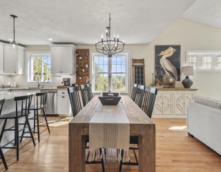 1 Turtle Lane, Sterling, Massachusetts, 2 Bedrooms Bedrooms, 4 Rooms Rooms,2 BathroomsBathrooms,Residential,For Sale,Turtle Lane,73417621