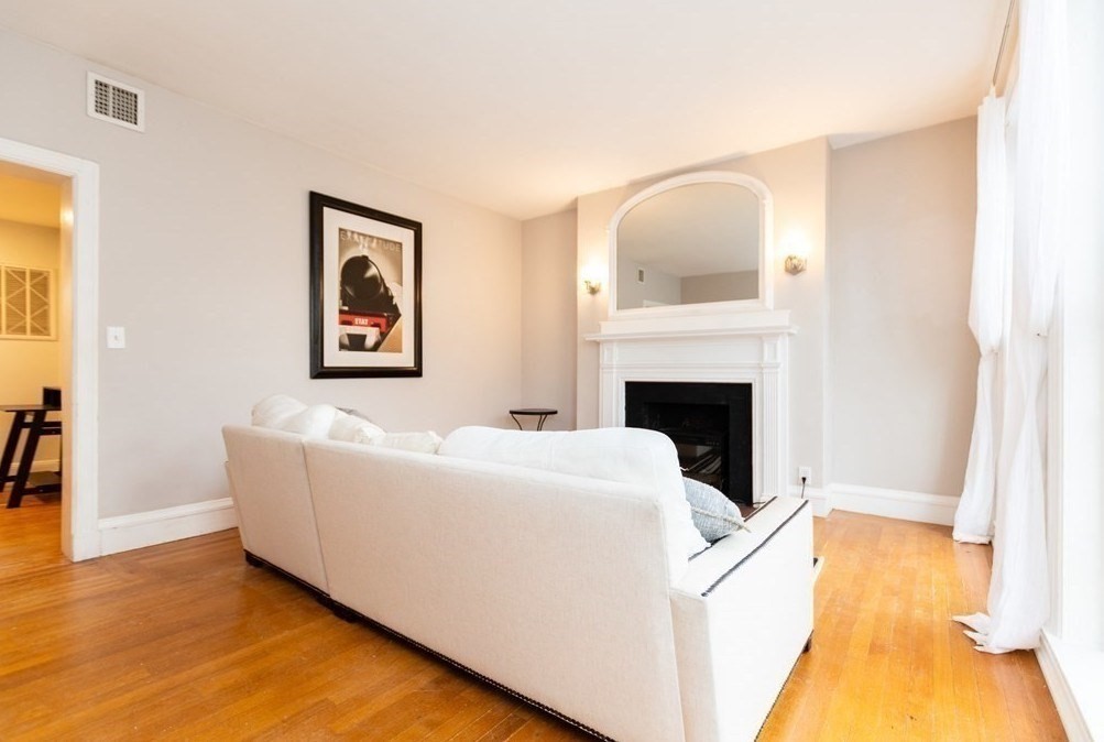 78 Harvard Ave., Brookline, Massachusetts, 2 Bedrooms Bedrooms, 4 Rooms Rooms,1 BathroomBathrooms,Residential Lease,For Rent,Harvard Ave.,73441978