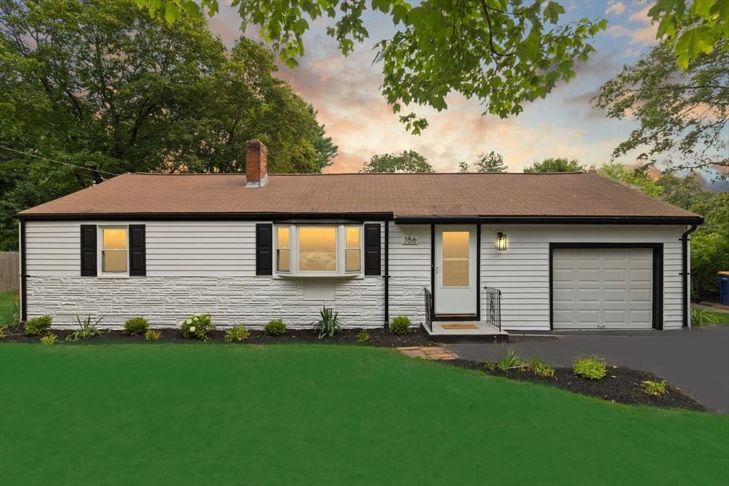 356 S Main St, Sharon, Massachusetts, 3 Bedrooms Bedrooms, 6 Rooms Rooms,1 BathroomBathrooms,Residential,For Sale,S Main St,73425068