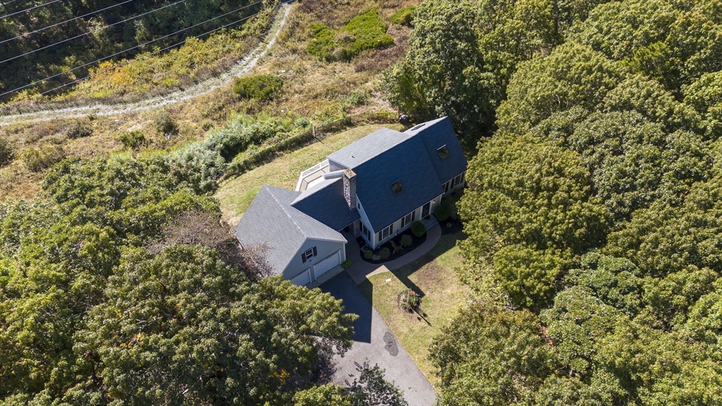 35 Wingfoot Dr, Barnstable, Massachusetts, 4 Bedrooms Bedrooms, 7 Rooms Rooms,2.5 BathroomsBathrooms,Residential,For Sale,Wingfoot Dr,73300941