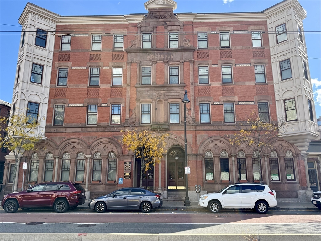 708 Huntington Ave, Boston, Massachusetts, ,Commercial Lease,For Rent,Huntington Ave,73442159