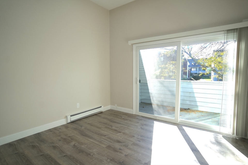 56 Presidential Dr, Quincy, Massachusetts, 1 Bedroom Bedrooms, 5 Rooms Rooms,1 BathroomBathrooms,Residential Lease,For Rent,Presidential Dr,73442221