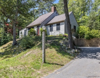 19 Ridgewood Rd, Orleans, Massachusetts, 4 Bedrooms Bedrooms, 7 Rooms Rooms,3.5 BathroomsBathrooms,Residential,For Sale,Ridgewood Rd,73414135