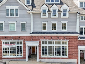 4C Winter Street, Newburyport, Massachusetts, 3 Bedrooms Bedrooms, 7 Rooms Rooms,2.5 BathroomsBathrooms,Residential,For Sale,Winter Street,73393143 4C Winter Street, Newburyport, Massachusetts, 3 Bedrooms Bedrooms, 7 Rooms Rooms,2.5 BathroomsBathrooms,Residential,For Sale,Winter Street,73393143