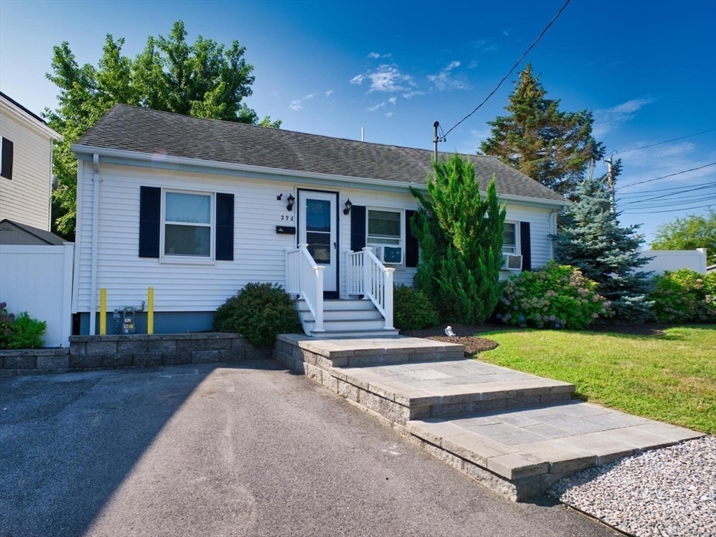 296 Ocean Grove Ave, Swansea, Massachusetts, 3 Bedrooms Bedrooms, 6 Rooms Rooms,2 BathroomsBathrooms,Residential,For Sale,Ocean Grove Ave,73411533