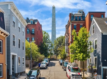 5 Monument St, Boston, Massachusetts, 5 Bedrooms Bedrooms, 11 Rooms Rooms,2.5 BathroomsBathrooms,Residential Income,For Sale,Monument St,73417882