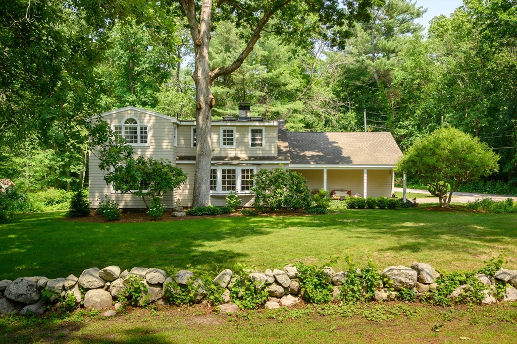 460 King St, Cohasset, Massachusetts, 4 Bedrooms Bedrooms, 8 Rooms Rooms,3 BathroomsBathrooms,Residential,For Sale,King St,73397130