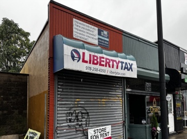 138 Broadway, Lawrence, Massachusetts, ,Commercial Lease,For Rent,Broadway,73442704