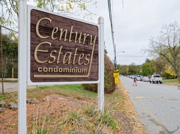 17 Weld Street, Framingham, Massachusetts, 1 Bedroom Bedrooms, 4 Rooms Rooms,1 BathroomBathrooms,Residential Lease,For Rent,Weld Street,73442885 17 Weld Street, Framingham, Massachusetts, 1 Bedroom Bedrooms, 4 Rooms Rooms,1 BathroomBathrooms,Residential Lease,For Rent,Weld Street,73442885