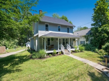 44 Thayer St, Deerfield, Massachusetts, 5 Bedrooms Bedrooms, 8 Rooms Rooms,2 BathroomsBathrooms,Residential,For Sale,Thayer St,73367019