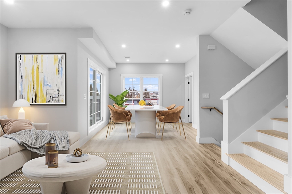 889-895 Grinnell St., Fall River, Massachusetts, 4 Bedrooms Bedrooms, 8 Rooms Rooms,3 BathroomsBathrooms,Residential,For Sale,Grinnell St.,73385220