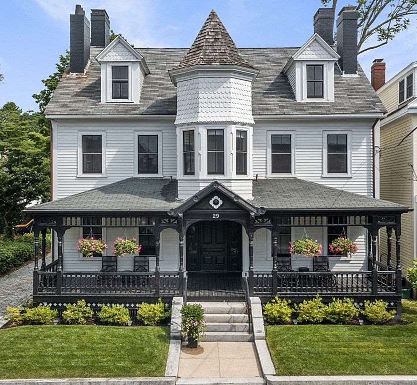 29 Central Street, Manchester, Massachusetts, 2 Bedrooms Bedrooms, 4 Rooms Rooms,1.5 BathroomsBathrooms,Residential Lease,For Rent,Central Street,73443097