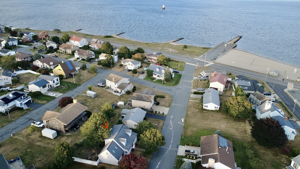 41 Nina St, New Bedford, Massachusetts, 3 Bedrooms Bedrooms, 7 Rooms Rooms,2 BathroomsBathrooms,Residential,For Sale,Nina St,73420781