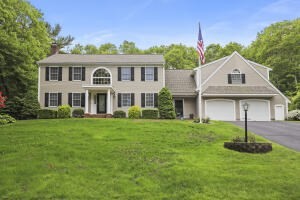 5 Lancaster Ln, Bourne, Massachusetts, 4 Bedrooms Bedrooms, 10 Rooms Rooms,4.5 BathroomsBathrooms,Residential,For Sale,Lancaster Ln,73388996