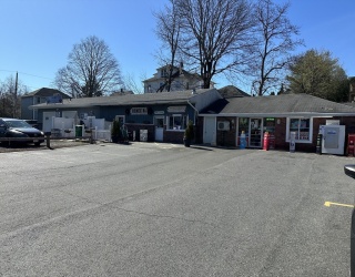 400 E Main St Plaza, Chicopee, Massachusetts, ,Commercial Sale,For Sale,E Main St Plaza,73333024