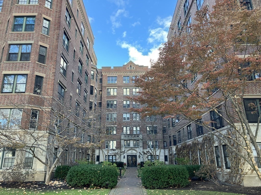 988 Memorial Drive, Cambridge, Massachusetts, 1 Bedroom Bedrooms, 3 Rooms Rooms,1 BathroomBathrooms,Residential Lease,For Rent,Memorial Drive,73443461
