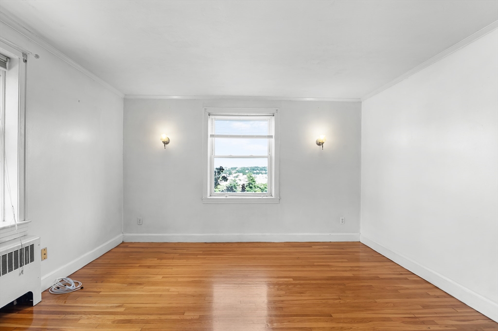 31 Chestnut St, Worcester, Massachusetts, 2 Bedrooms Bedrooms, 5 Rooms Rooms,1 BathroomBathrooms,Residential Lease,For Rent,Chestnut St,73426874