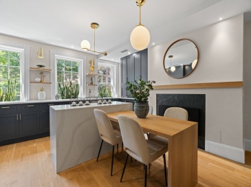 83 Phillips St, Boston, Massachusetts, 3 Bedrooms Bedrooms, 5 Rooms Rooms,2 BathroomsBathrooms,Residential,For Sale,Phillips St,73382446 83 Phillips St, Boston, Massachusetts, 3 Bedrooms Bedrooms, 5 Rooms Rooms,2 BathroomsBathrooms,Residential,For Sale,Phillips St,73382446