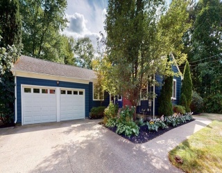 463 Ledge Rd, Seekonk, Massachusetts, 3 Bedrooms Bedrooms, 7 Rooms Rooms,1 BathroomBathrooms,Residential,For Sale,Ledge Rd,73420347