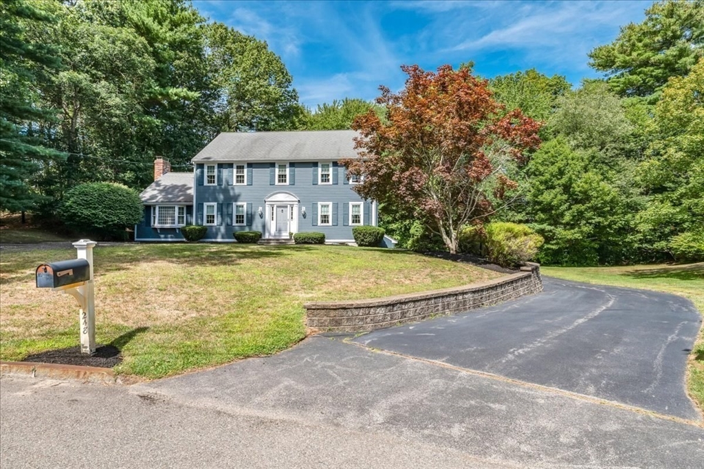 248 Larchmont Ln, Hanover, Massachusetts, 4 Bedrooms Bedrooms, 8 Rooms Rooms,2.5 BathroomsBathrooms,Residential,For Sale,Larchmont Ln,73420107