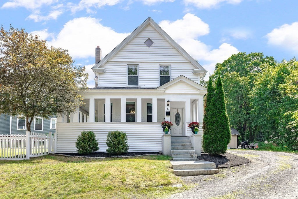 4 Bayberry Rd, Worcester, Massachusetts, 4 Bedrooms Bedrooms, 8 Rooms Rooms,2 BathroomsBathrooms,Residential,For Sale,Bayberry Rd,73412116