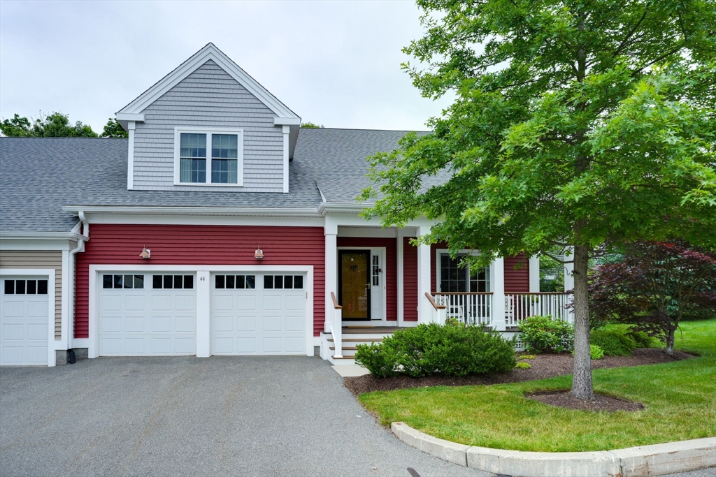 44 Stevens Rd, Hudson, Massachusetts, 2 Bedrooms Bedrooms, 5 Rooms Rooms,2.5 BathroomsBathrooms,Residential,For Sale,Stevens Rd,73393757