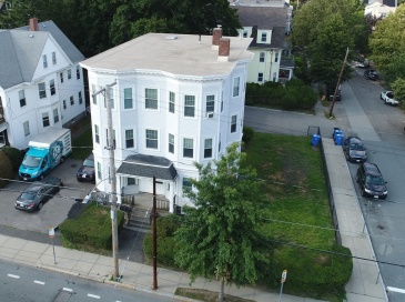 175 Belmont St, Belmont, Massachusetts, 9 Bedrooms Bedrooms, 21 Rooms Rooms,3 BathroomsBathrooms,Residential Income,For Sale,Belmont St,73426842