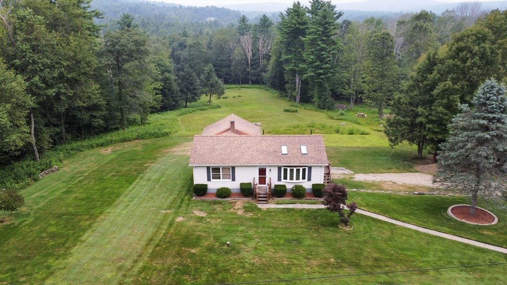 88 Wales Rd, Holland, Massachusetts, 2 Bedrooms Bedrooms, 6 Rooms Rooms,2 BathroomsBathrooms,Residential,For Sale,Wales Rd,73414865