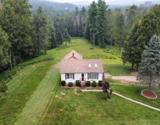 88 Wales Rd, Holland, Massachusetts, 2 Bedrooms Bedrooms, 6 Rooms Rooms,2 BathroomsBathrooms,Residential,For Sale,Wales Rd,73414865