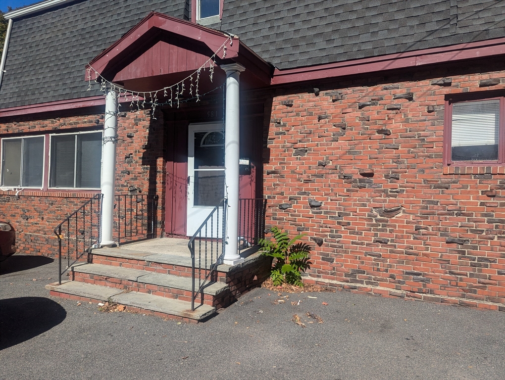 581 Proctor Ave, Revere, Massachusetts, 2 Bedrooms Bedrooms, 4 Rooms Rooms,1 BathroomBathrooms,Residential Lease,For Rent,Proctor Ave,73443978