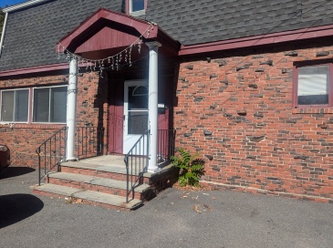 581 Proctor Ave, Revere, Massachusetts, 2 Bedrooms Bedrooms, 4 Rooms Rooms,1 BathroomBathrooms,Residential Lease,For Rent,Proctor Ave,73443978