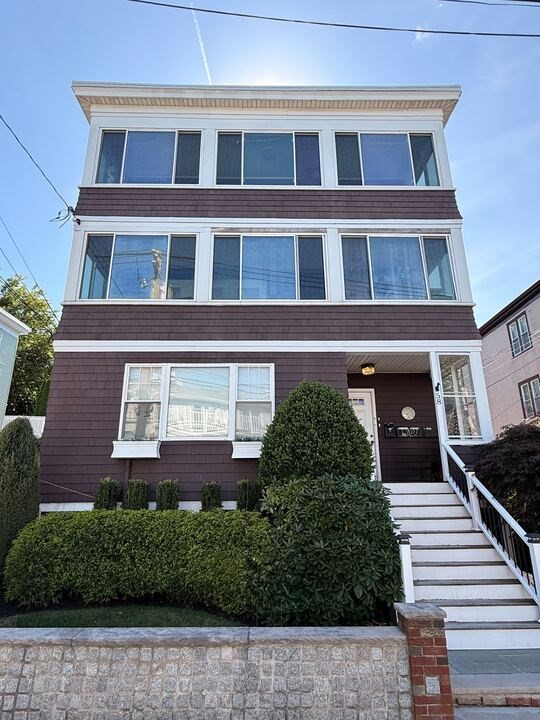 58 Union Street, Boston, Massachusetts, 2 Bedrooms Bedrooms, 5 Rooms Rooms,1 BathroomBathrooms,Residential Lease,For Rent,Union Street,73444041