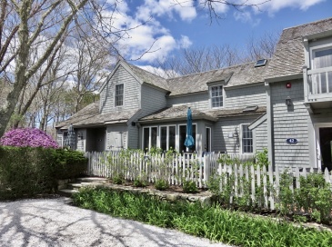 40 Brant Rock Road, Mashpee, Massachusetts, 2 Bedrooms Bedrooms, 5 Rooms Rooms,2 BathroomsBathrooms,Residential,For Sale,Brant Rock Road,73410428