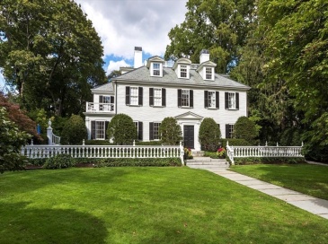 153 Brattle St, Cambridge, Massachusetts, 7 Bedrooms Bedrooms, 12 Rooms Rooms,6.5 BathroomsBathrooms,Residential,For Sale,Brattle St,73444242