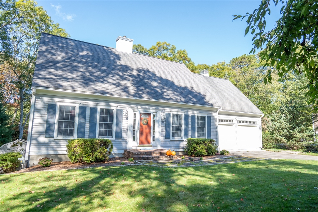 62 Three Ponds Dr, Barnstable, Massachusetts, 3 Bedrooms Bedrooms, 8 Rooms Rooms,2.5 BathroomsBathrooms,Residential,For Sale,Three Ponds Dr,73444336